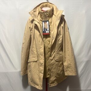 Lands' End Women's Ski & Snow Jacket in Beige/Tan